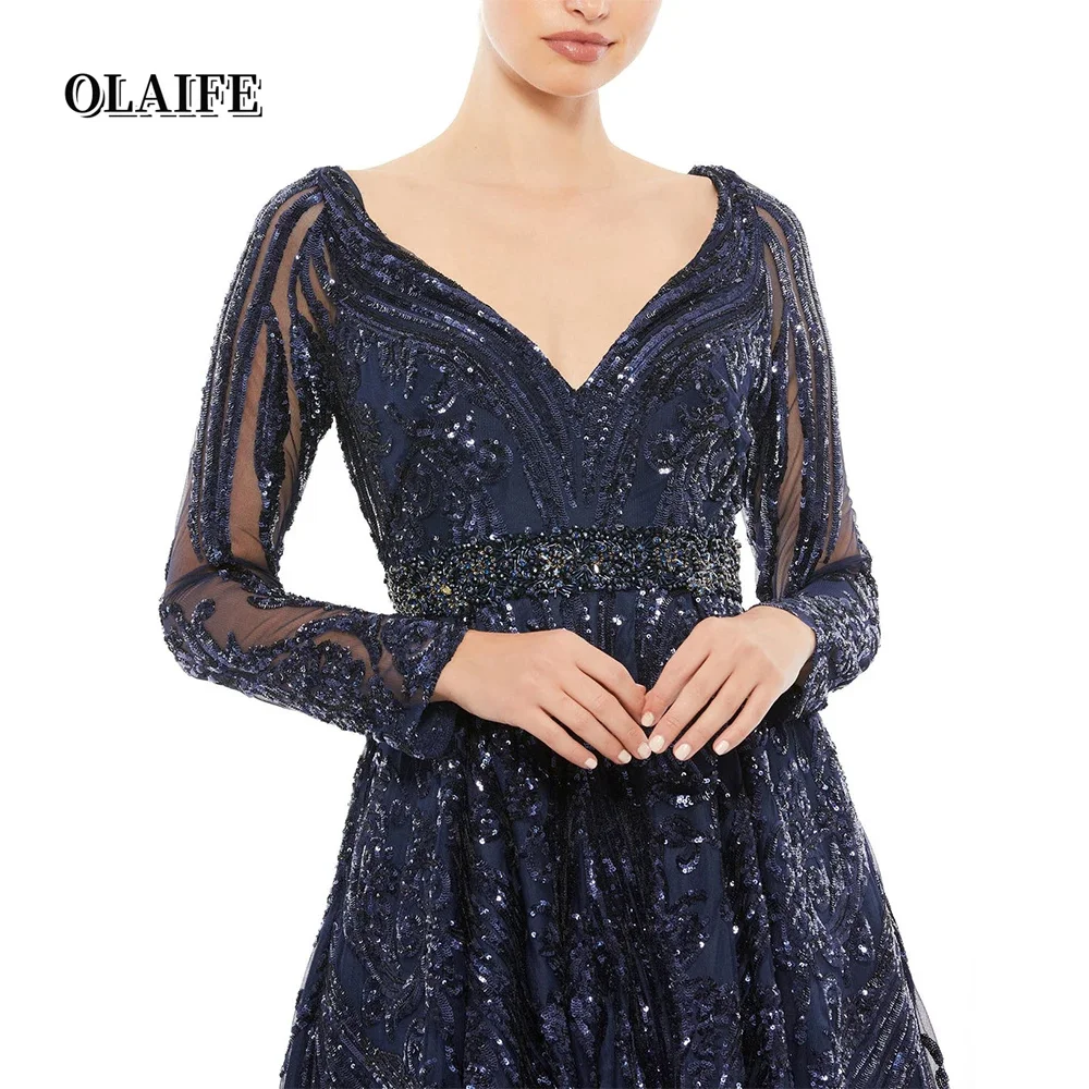 Stunning A-line Evening Dresses Deep V Neck Sequins Party Dresses Formal Dresses Long Sleeve Vestidos De Fiesta فساتين السهرة