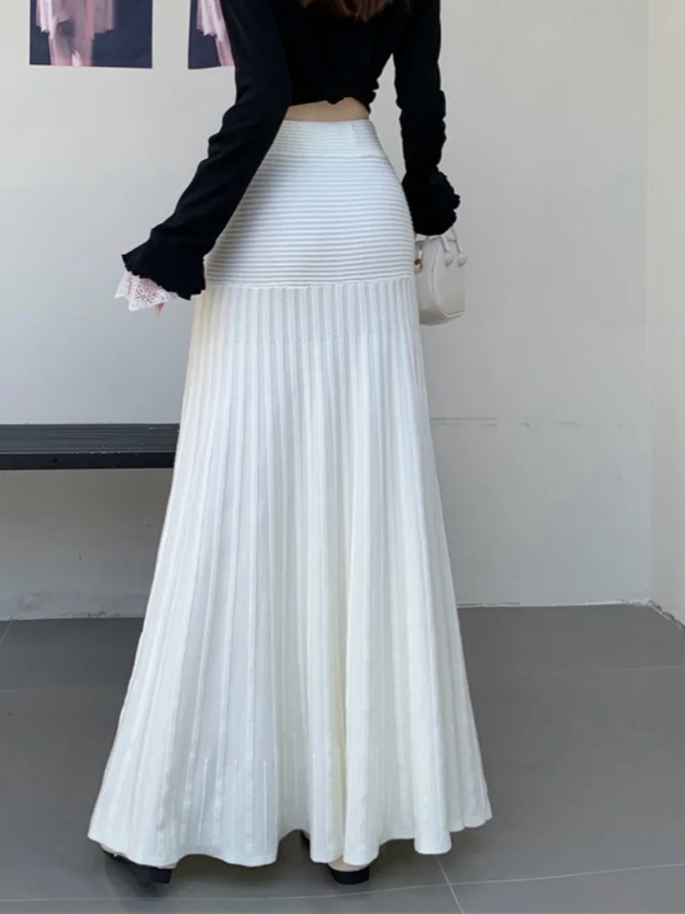 부드러운 찹쌀빛 살구색 니트 스커트 2025 하이웨이스트 슬리밍 롱 스커트 부드러운 분위기의 우아한 트럼펫 머메이드 스커트