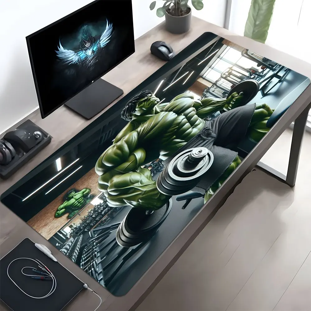 

1 шт. Коврик для мыши Marvel Hulk Gym-Themed — большой полиэстеровый настольный коврик для офиса, дома и игр, идеальный праздничный подарок для фанатов Supe