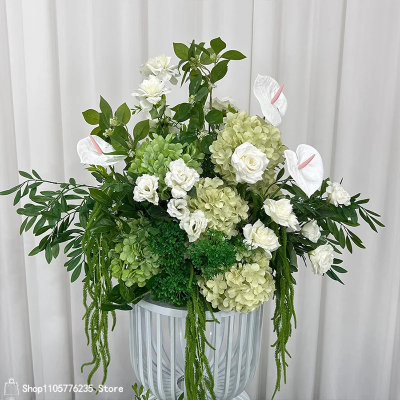 Weiß-grünes künstliches Hochzeitsblumenarrangement aus Rosen und Hortensien, Bodenblumen-Centerpiece für Hochzeitsgang, Bühne, Party und Heimdekoration – Detail 2