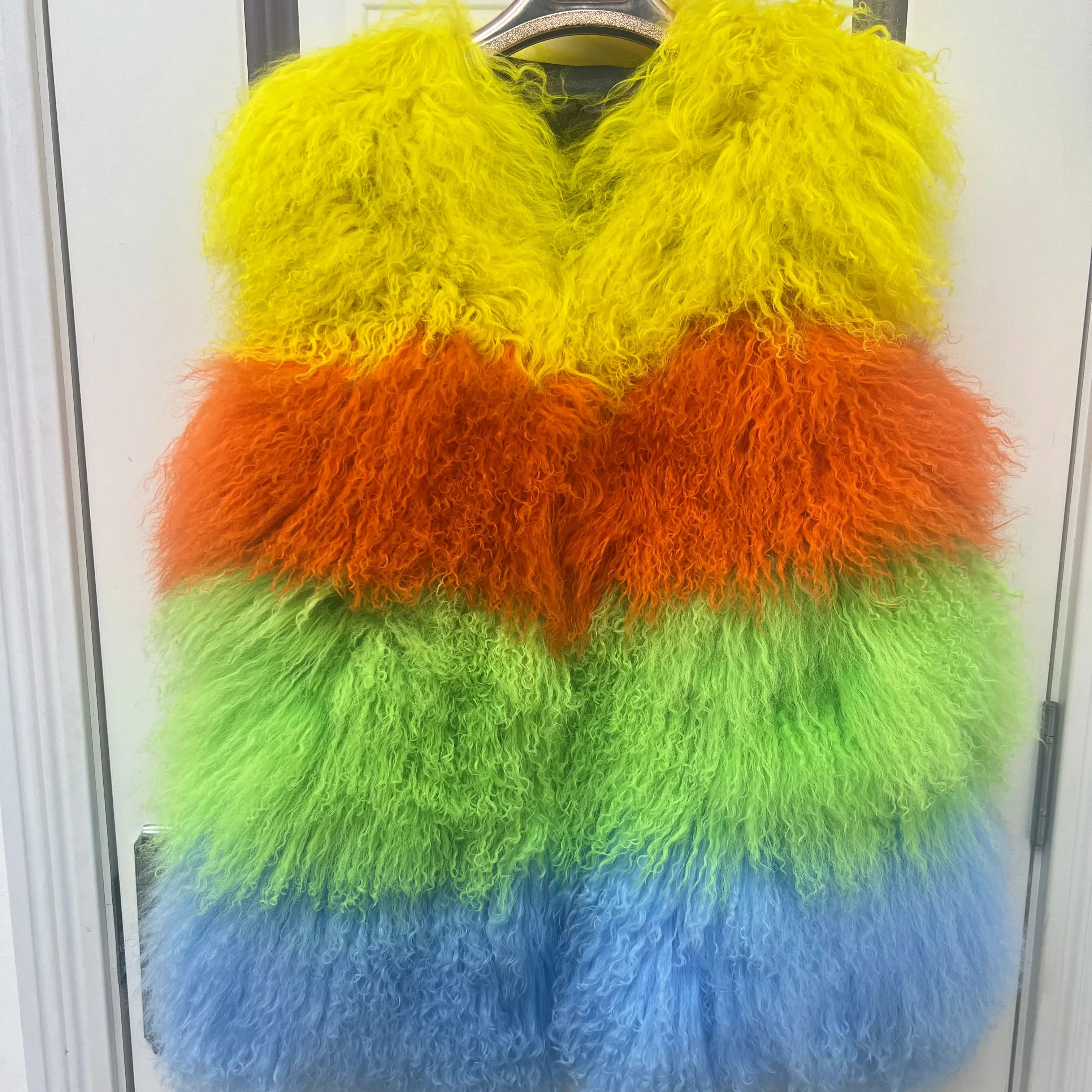 المرأة المفضلة شتاء جديد موضة المنغولية لامب سترة حقيقية لامب سترة جلدية شتاء دافئ المرأة سترة ملابس عصرية