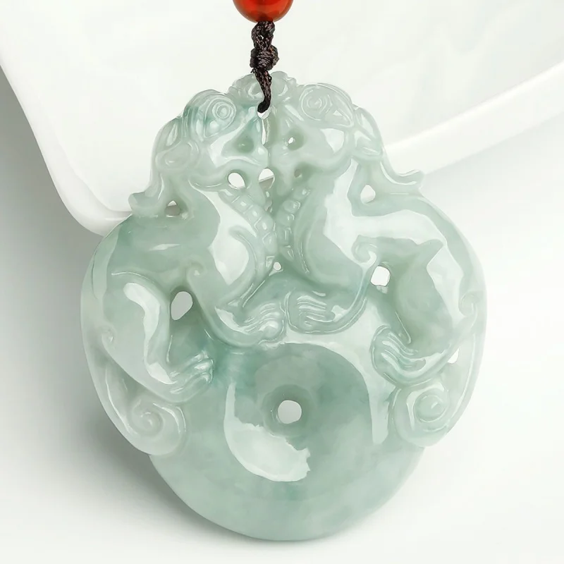 

One Yuan New Auction Emerald Pendant Double-Headed Fortune Fortune Rolling Jade Pendant Hot