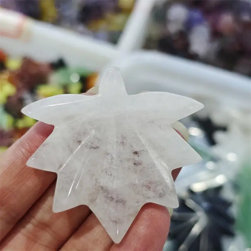 Natural Crystal Quartz Maple Leaf Carving Reiki Statue As Christmas Gifts For The Children Or Home Decoration 1pcs