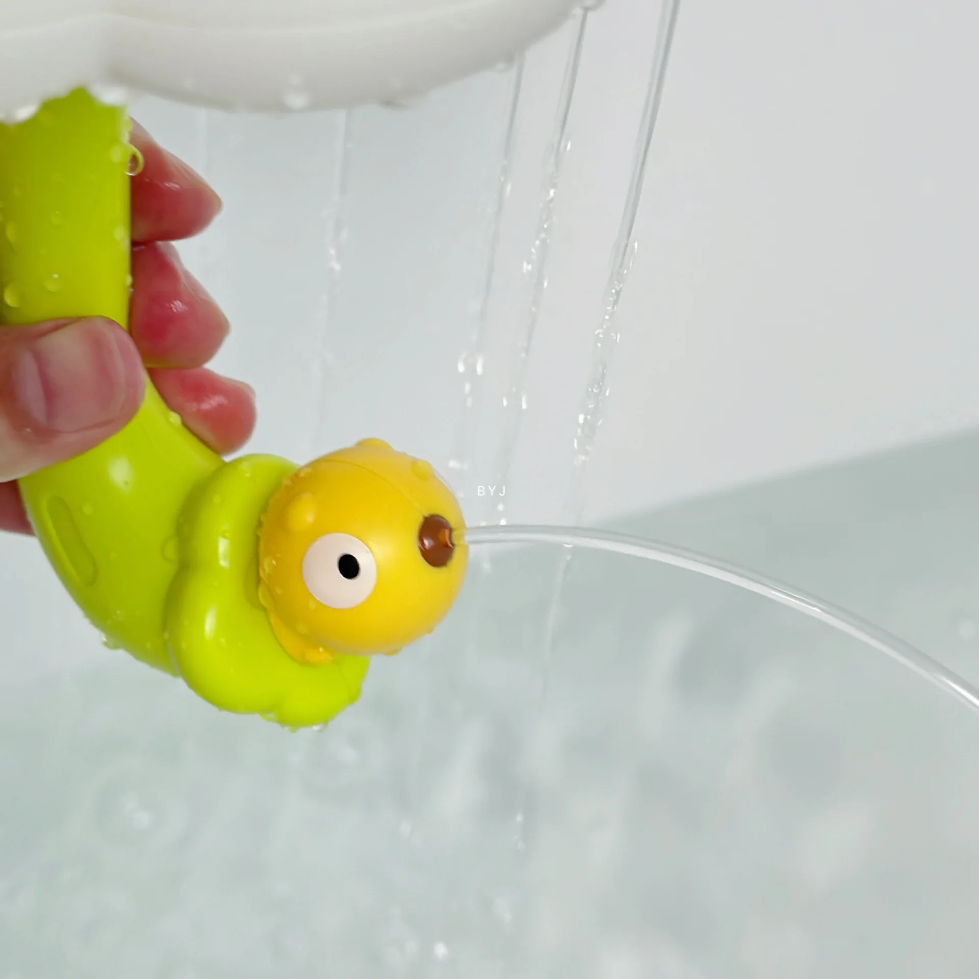 Cute Bee Shower Rotating Umbrella Baby Bath Play Water Spray Toys Children Bath Play Water Boys And Girls Sprinkle Toy