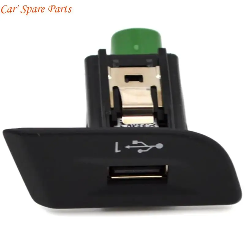 

Y4UA Multiple Device Car Fast Charging Module For Q2 SQ2L Rear Featuring Anti Interference Circuit And Ergonomic Design