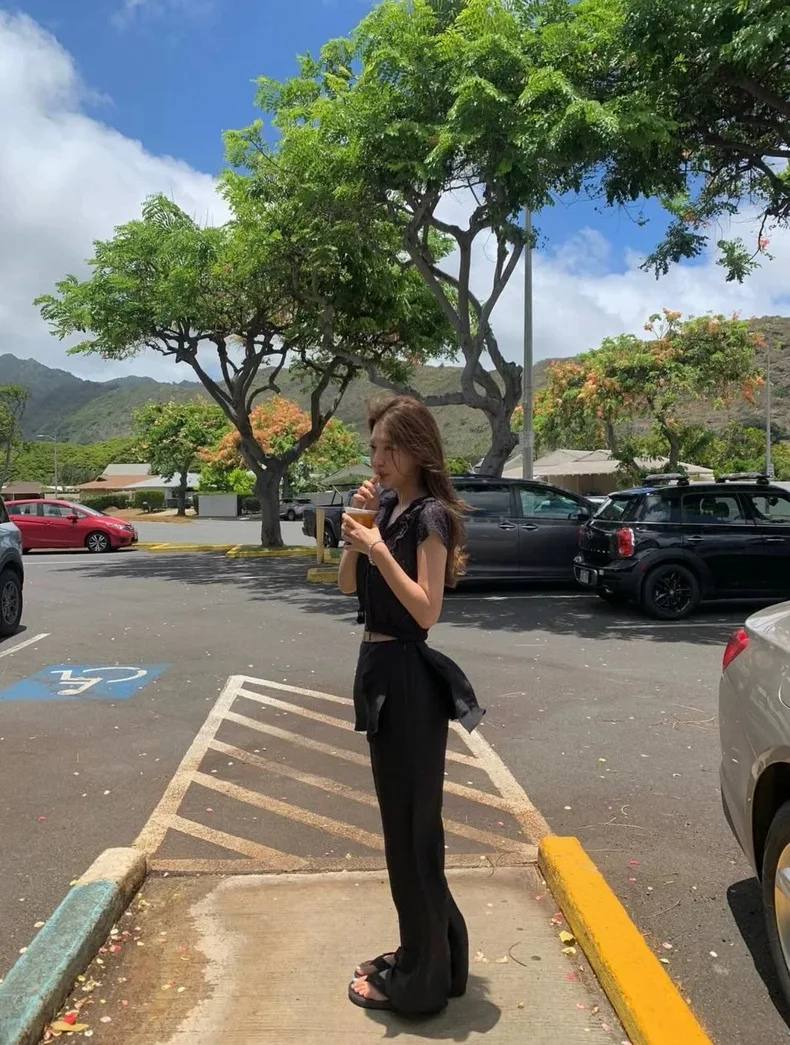 ハイウエスト ドレープ ワイドレッグパンツ レディース デザインセンセーション トラウザーズ フロア丈 カジュアルパンツ 通勤 スタイリッシュ シンプル ファッション