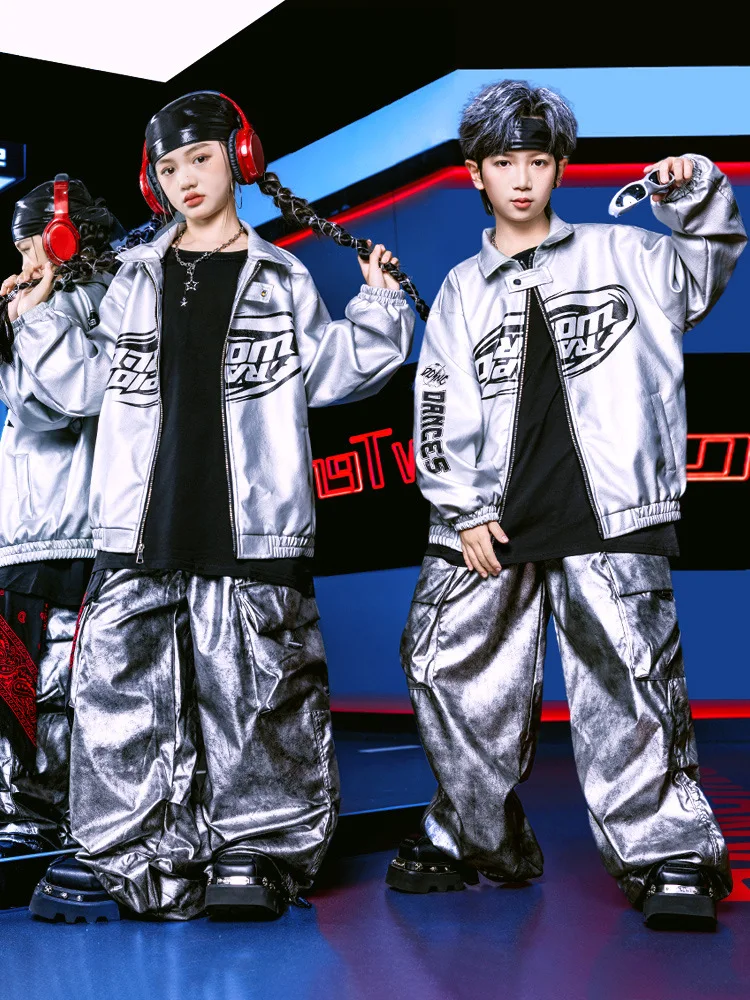

Детские костюмы в стиле хип-хоп, наряд для джазовых танцев для мальчиков, серебряная куртка, широкие брюки, одежда для школьных выступлений, крутая уличная танцевальная одежда