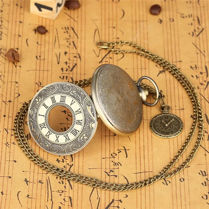 Old Fashion Hollow Out Watch Pendant Compass Gadget Unisex Quartz Analog Pocket Watches with Sweater Chain Portable Timepiece