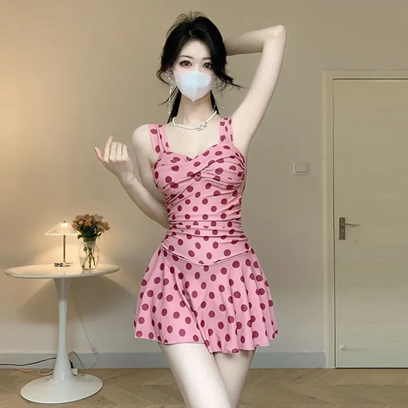 Maiô de praia saia de uma peça com cantos planos novo item, cobrindo a barriga e emagrecimento, traje de banho antirreflexo para férias