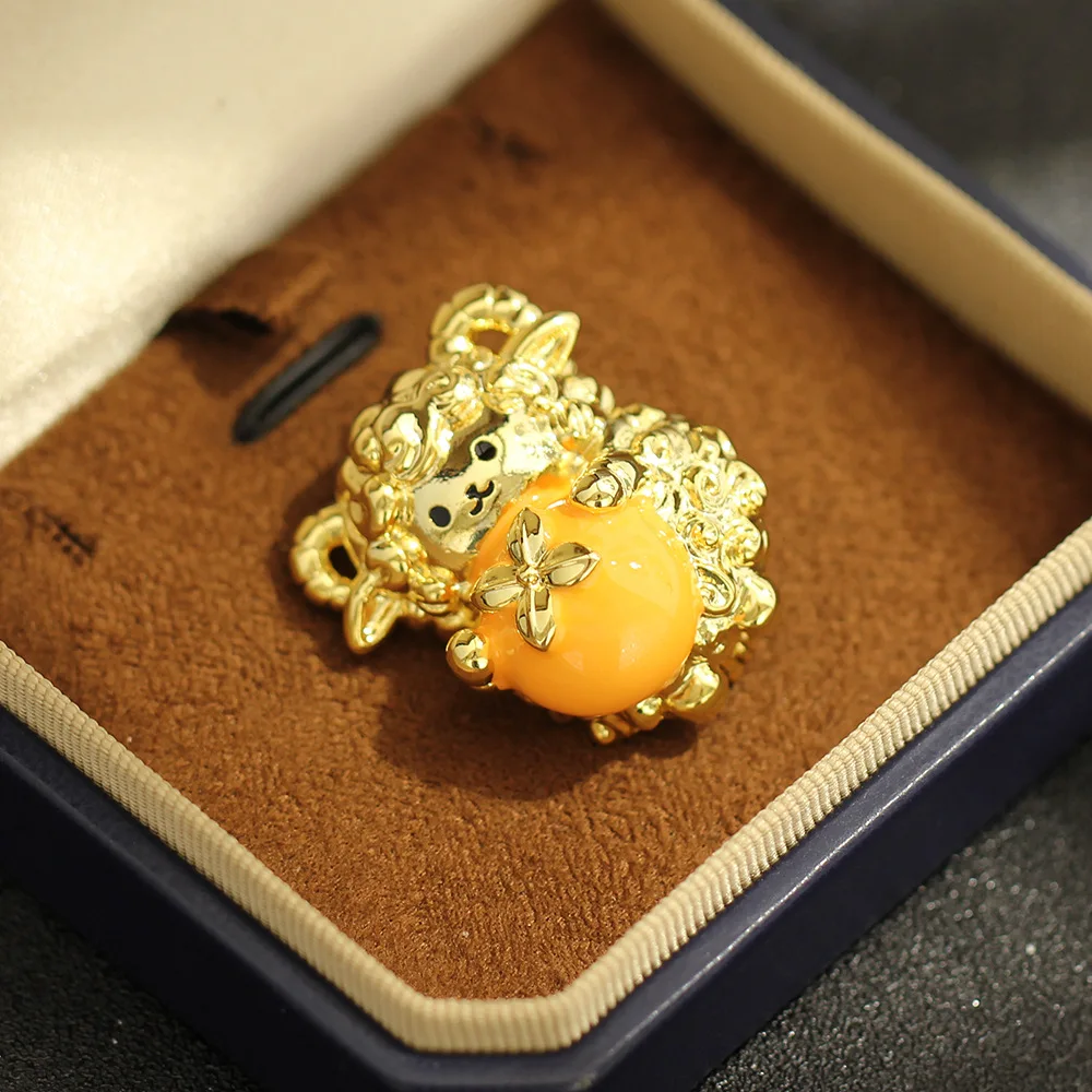 Exquisite Persimmon Ruyi Golden Lamb Brooch Cartoon Versatile Animal Zodiac Small Sheep Collar Pin Accessory for Women