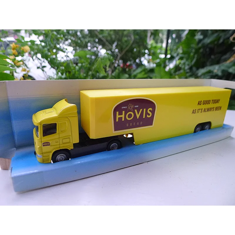 

Diecast CORGI 1:64 Scale Hovis Box Truck Yellow Container Alloy Car Model Collectible Toy Gift Souvenir Display Ornament