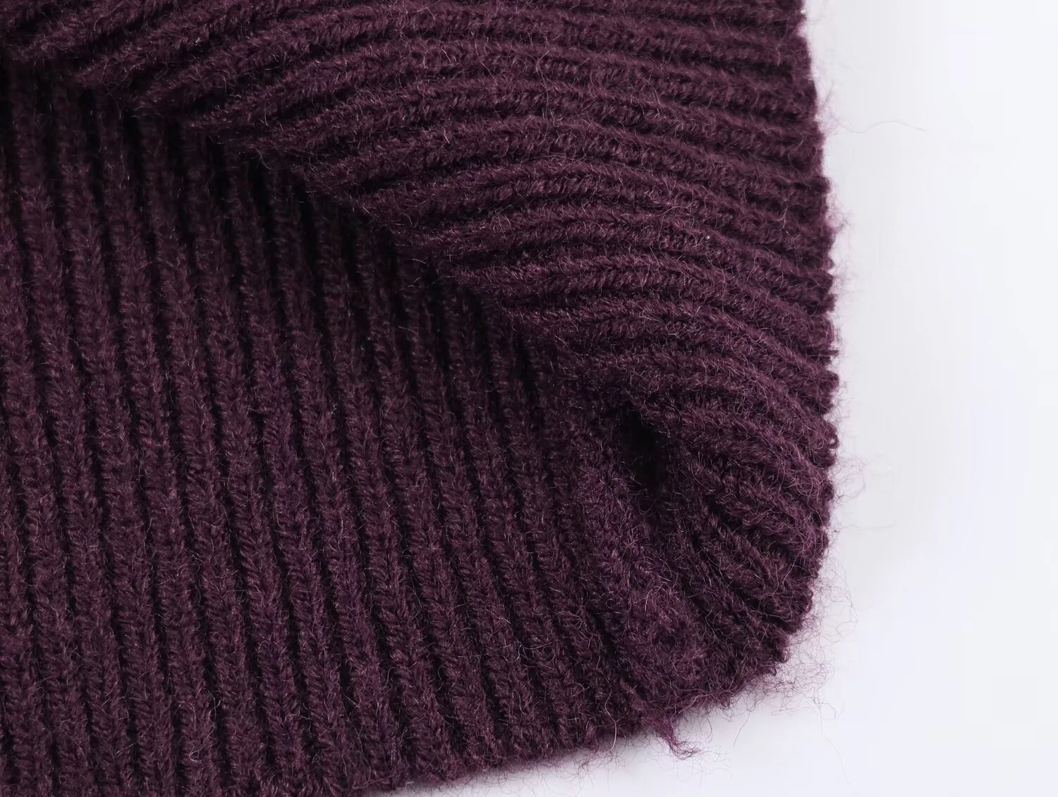 One shoulder off shoulder knitted sweater with women's pleated design slim fit sweater gentle style long sleeved inner top