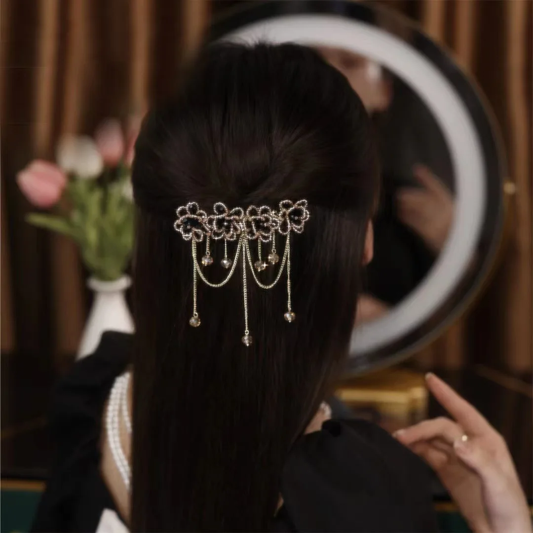 The New Retro crystal tassel rose Flower Hair Claws Crystal Butterfly tassel Spring clips Hairpin Rose Hairgrip Headwear