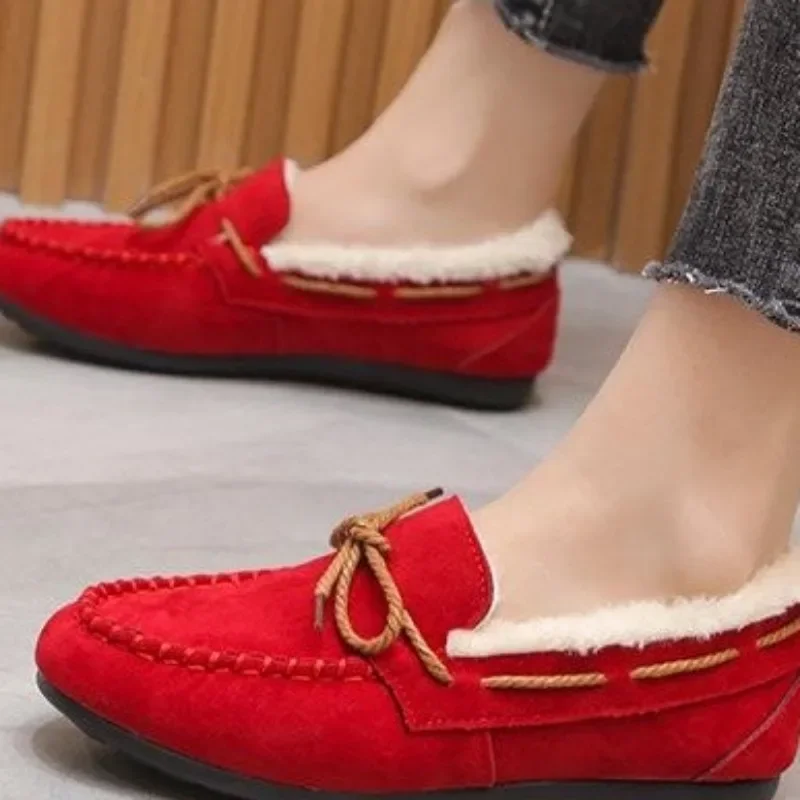 Winter Women\'s Shoes Casual Flat Shoes Women\'s Moccasins Fashionable and Comfortable Warm Plush Bow Slip-on Cotton Shoes