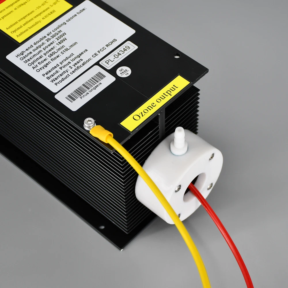 CE FCC ROHS ชิ้นส่วนเครื่องกำเนิดโอโซน20กรัม/ชั่วโมง20กรัมได้รับการจดสิทธิบัตรพร้อมแผงระบายความร้อนภายในและพัดลมทำความเย็น