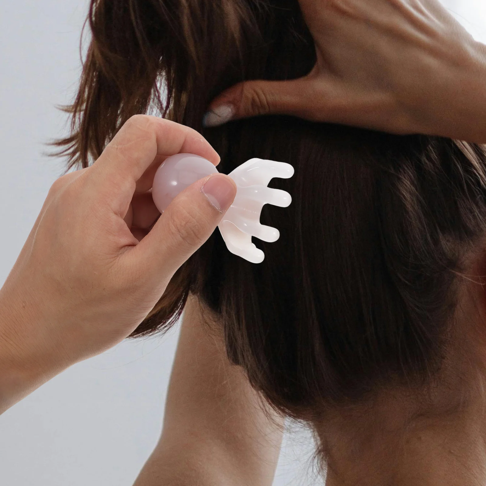 Octopus Comb Massage Tools For Head Scalp Massager Portable Resin Hair Scratcher Gua Sha Comb Head Scrubber Spa Tool