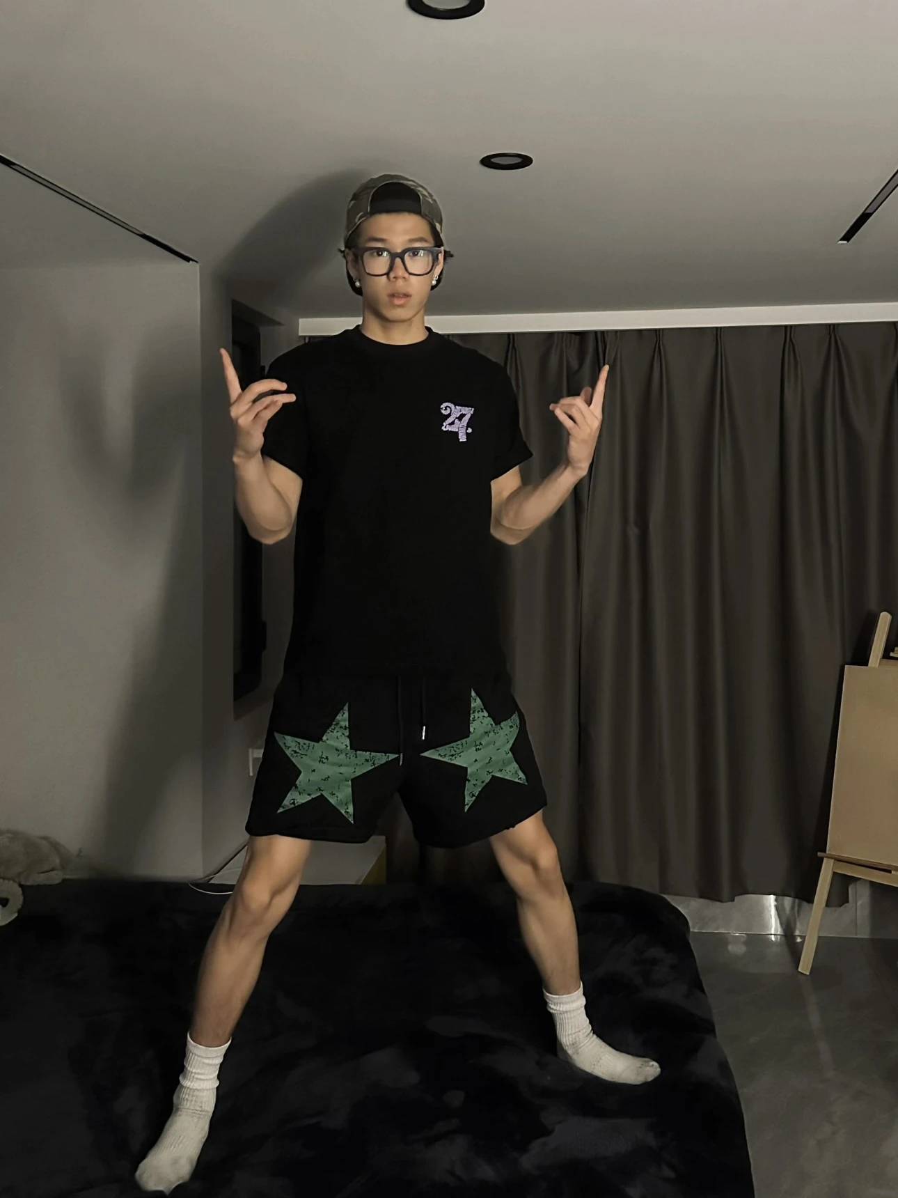 

Мужские спортивные брюки выше колена с принтом «Американский пятиточечный шарк» в ретро-стиле, уличный дизайн, для пар, баскетбольные, длиной до колена