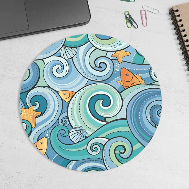 

The starfish and shell designed mouse pad with anti-slip rubber is suitable for use in offices, schools and homes