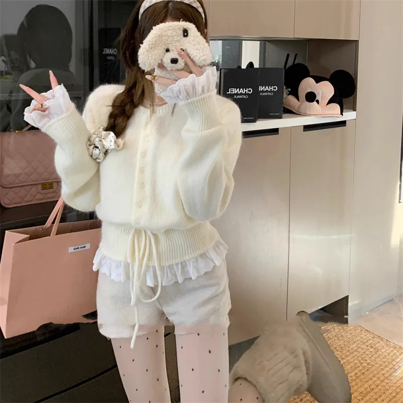 Fall/Winter 2025 New Design Sense Lace Sweater Knitted Cardigan Jacket Women's Casual Style Small Man Cropped Top