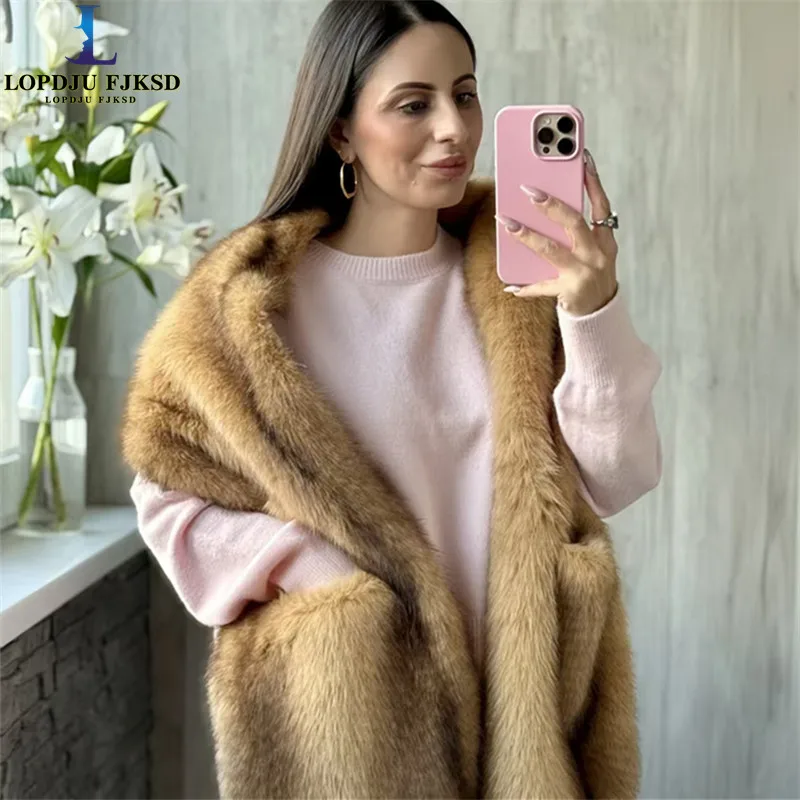 Women's Long Cloak with Warm Fur Collar Imitation Fox Fur Shawl Scarf Winter Fashionable Outerwear
