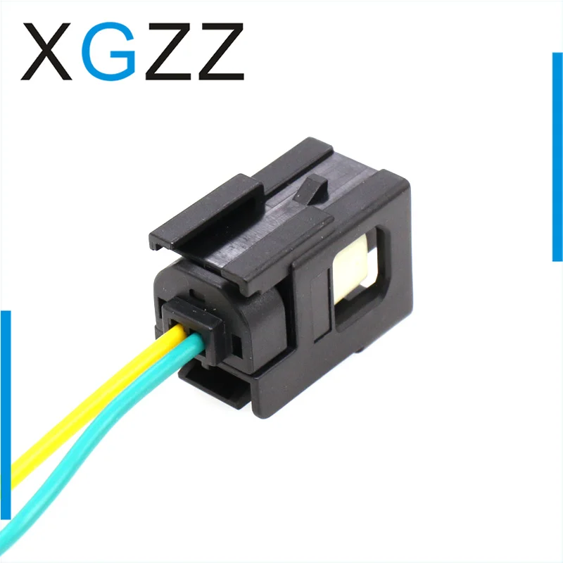 90980-12747 pasuje do wtyczki wiązki przewodów wysokociśnieniowej pompy oleju Honda 7120-9100-60 z 2 otworami na zaciski.