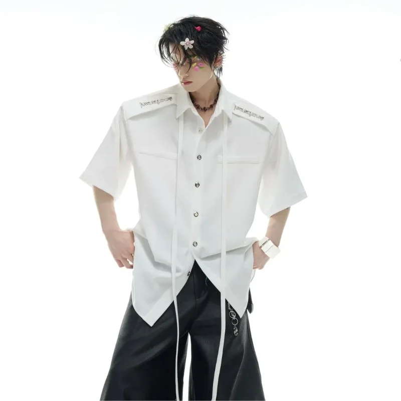 Men's Deconstructed Metal Detail Shirt Turn Down Collar Short Sleeve Loose Casual Blouse