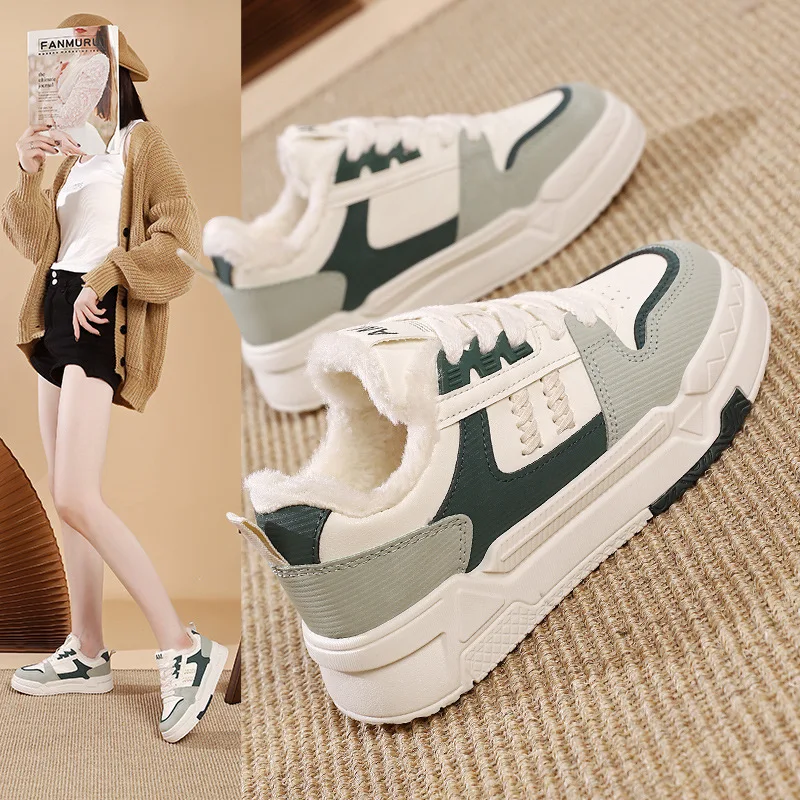 

Women Vulcanized and Plush Thick Board Shoes Winter New Style Anti Slip Fashionable Casual White Shoes Warm Women Cotton Shoes