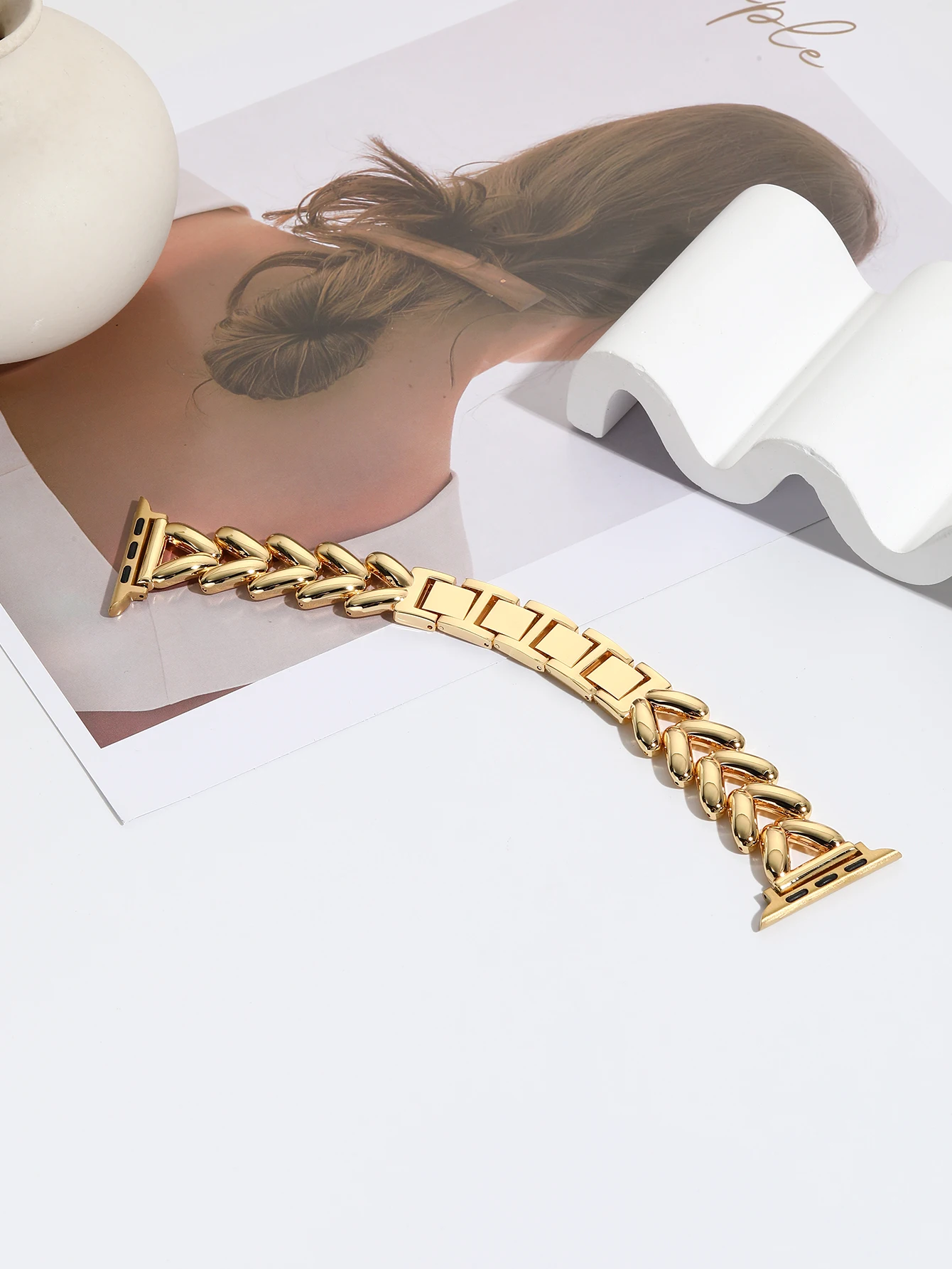 Luxury Gold Watch Band For Apple Watch 44mm 8 7 9 41mm 6 5 Stainless Steel Women Bracelet For iWatch Ultra 40mm 42mm 49mm Strap