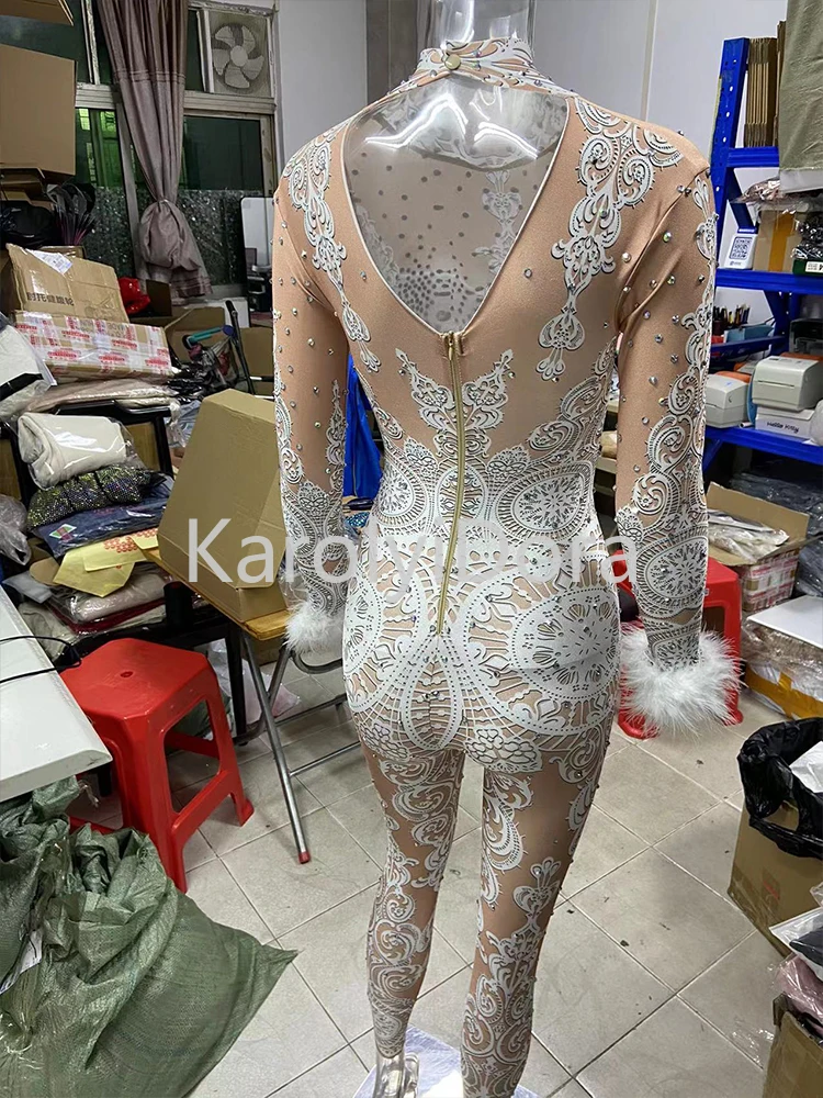 White Sexy Lace Rhinestones Jumpsuit Woman Singer Stage Bodysuit Costume Party Celebrate Unitard Glisten Stones Outfit Baileisi