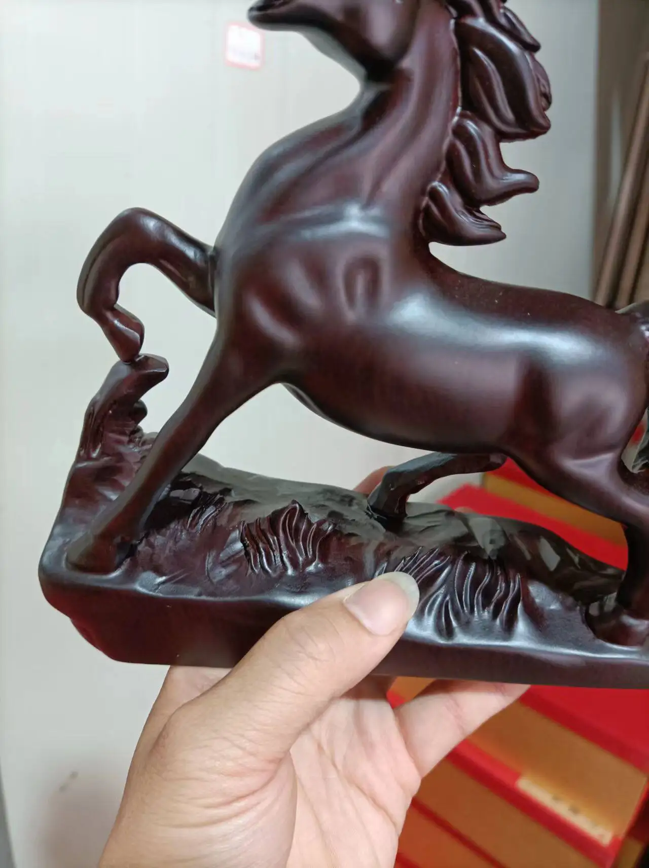 Handcarved Ebony Rosewood Chinese Running Horse Statue Fengshui Lucky Wealth Figure Desk Home Office Decor Birthday Opening Gift