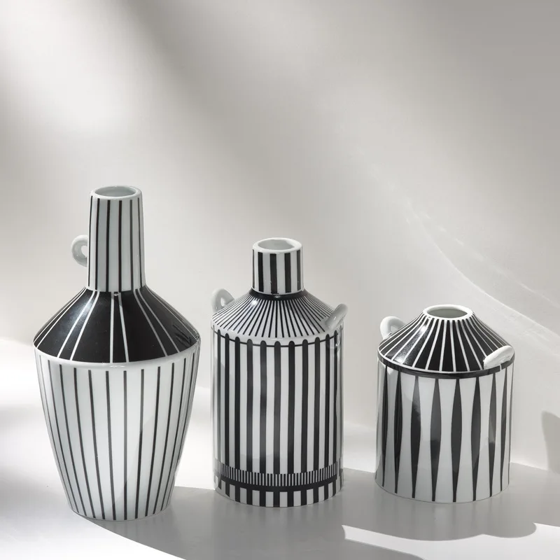 

Simple Ceramic Vase Desktop Decoration Artificial Flower Arrangement Decoration Room Aesthetic Decoration