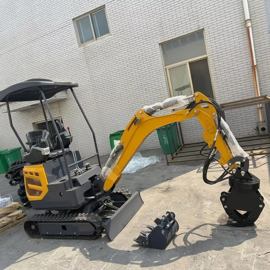 Rotary excavator with rotating accessories, equipped with motors and gears, suitable for excavators weighing over 12 tons