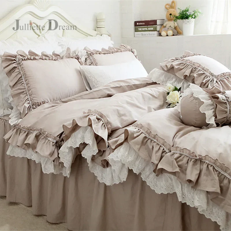 Luxury European Khaki Bedding Set Ruffle Lace Duvet Cover Bedding Elegant Bedspread Bed Sheet for Wedding Decor Bed Clothes