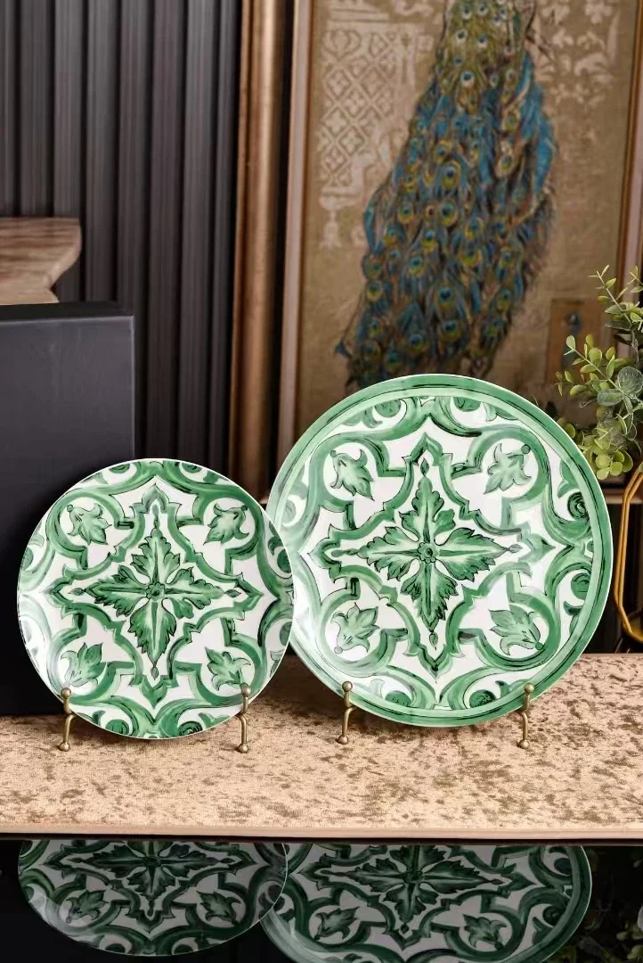 2pcs a Set Bone China  Plate 8 inch and 10 inches Porcelain Plates 20cm and 25cm Decorative Plates for Home Table Ornament ﻿ ﻿