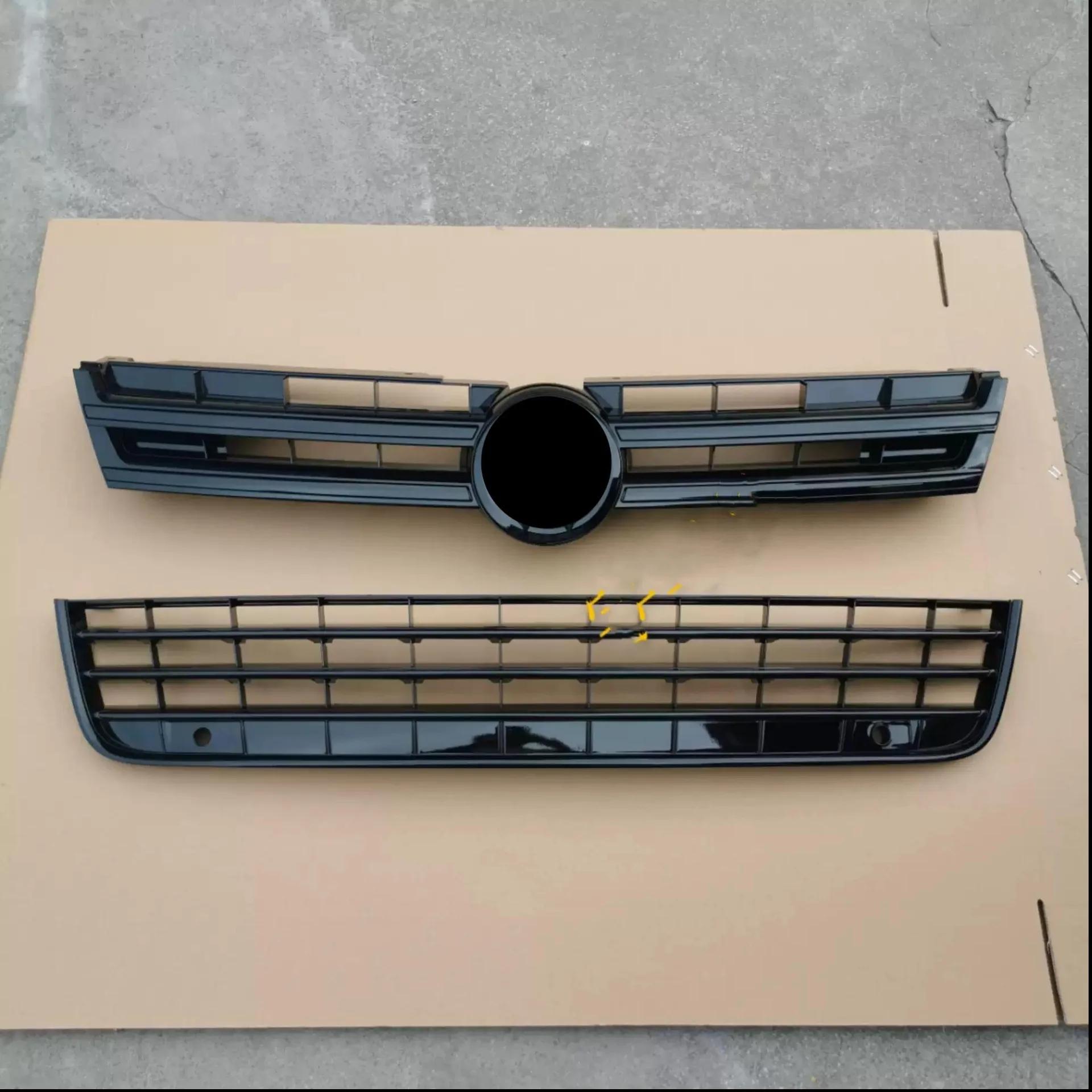 

Front Bumper Grill Mask Radiator Grille for Volkswagen Touareg 2011-15 Car accessories