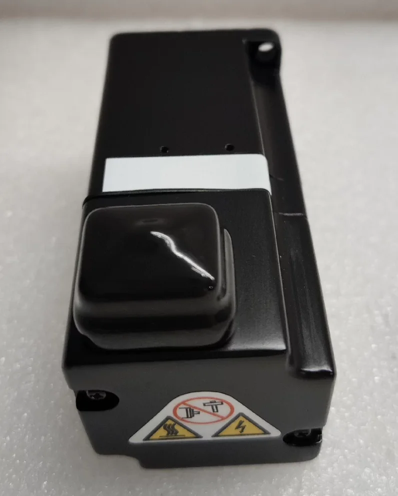 Servo Motor Original Genuine SGMAV-01ADABC Brand New，SGMAV 01ADABC，Fast shipping