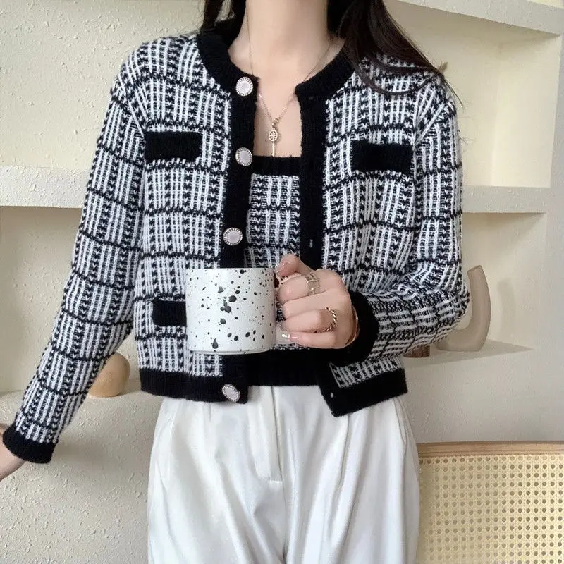 Suit Women\'s Spring Autumn New Plaid Cardigan Long Sleeve Youth Sweaters Coat Knitting Short Tank Top Fashion Sweet Clothing