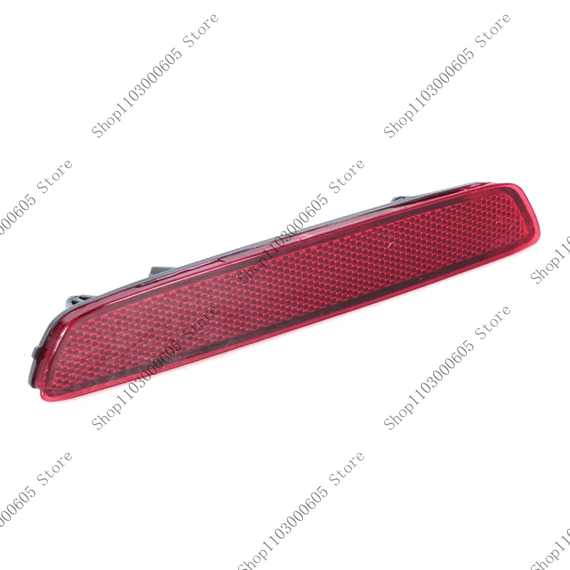 Bumper Reflector For Chevrolet Trax 2013 2014 2015 2016  Car Rear Tail Lights Reverse Lights 22950587 view 4