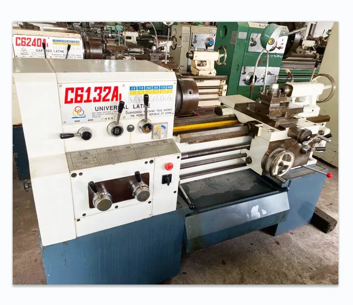 Second hand light industry lathe C6132 manual lathe machine high quality cheap price lathe for sale