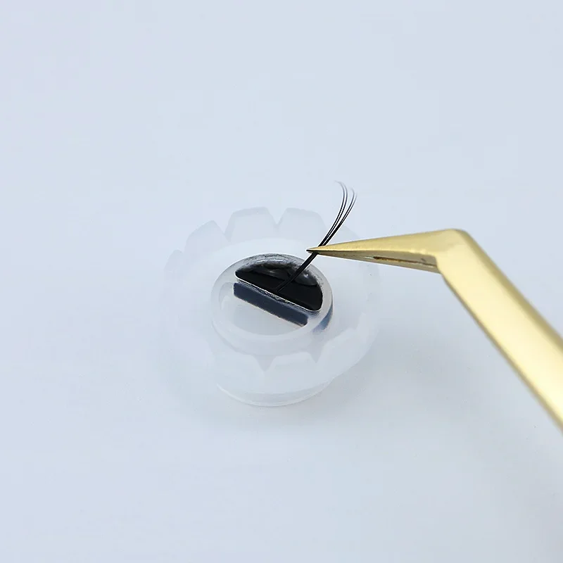 

Wholesale 100pcs Silicone Tattoo Cup Disposable Grafting Eyelash Drops Glue Ring Tray Permane Makeup Pigment Holder Container