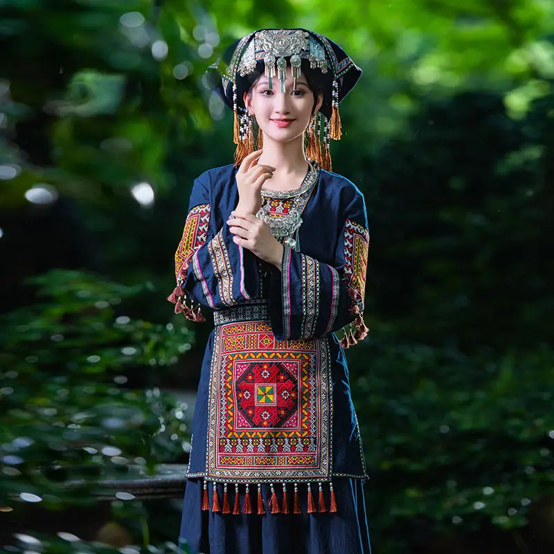 

New Yao Miao Costume Tujia Guangxi Minority Ethnic Clothes Suit Trip Shoot Performance
