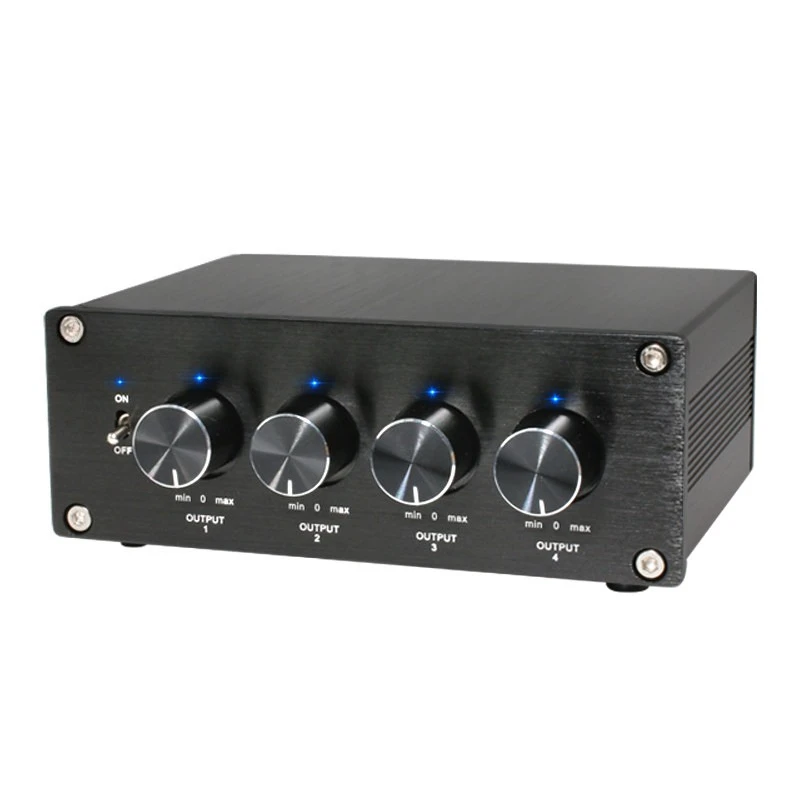 Switch with One Input and Four Simultaneous Outputs, Lossless Audio Signal 1 Input, 4 Outputs/4 Inputs, 1 Output Splitter