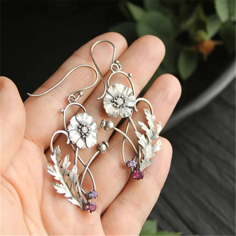 Vintage Hollow Metal Plant Lotus Leaf Drop Earring Inlaid Red Crystal Stone Pendant Dangle Earrings For Women Statement Jewelry