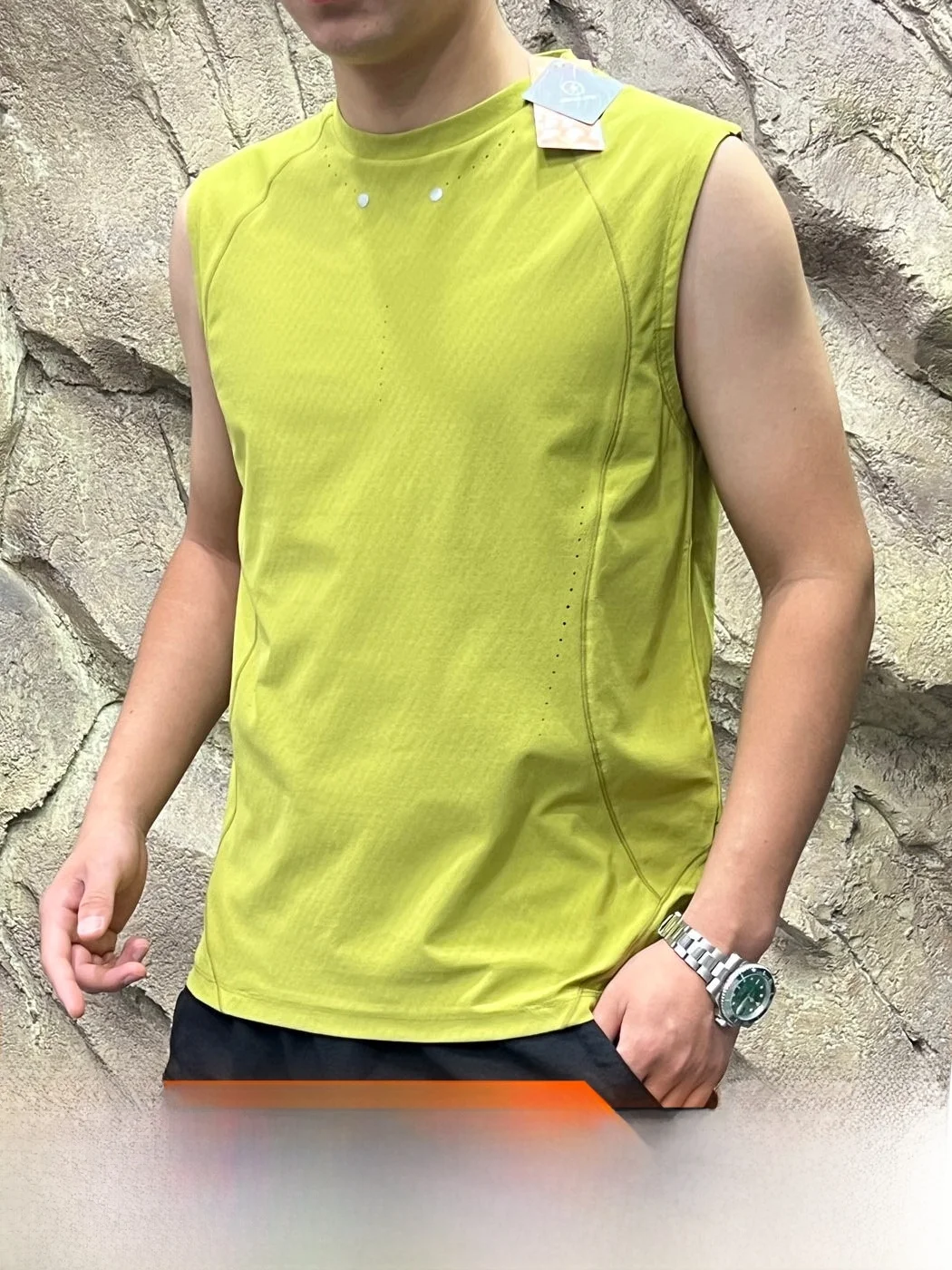 Dragon Scale Breathable Outdoor Climbing Running Fitness Vest Men's Sleeveless Quick Dry Tank Top Standard Fit round Neck