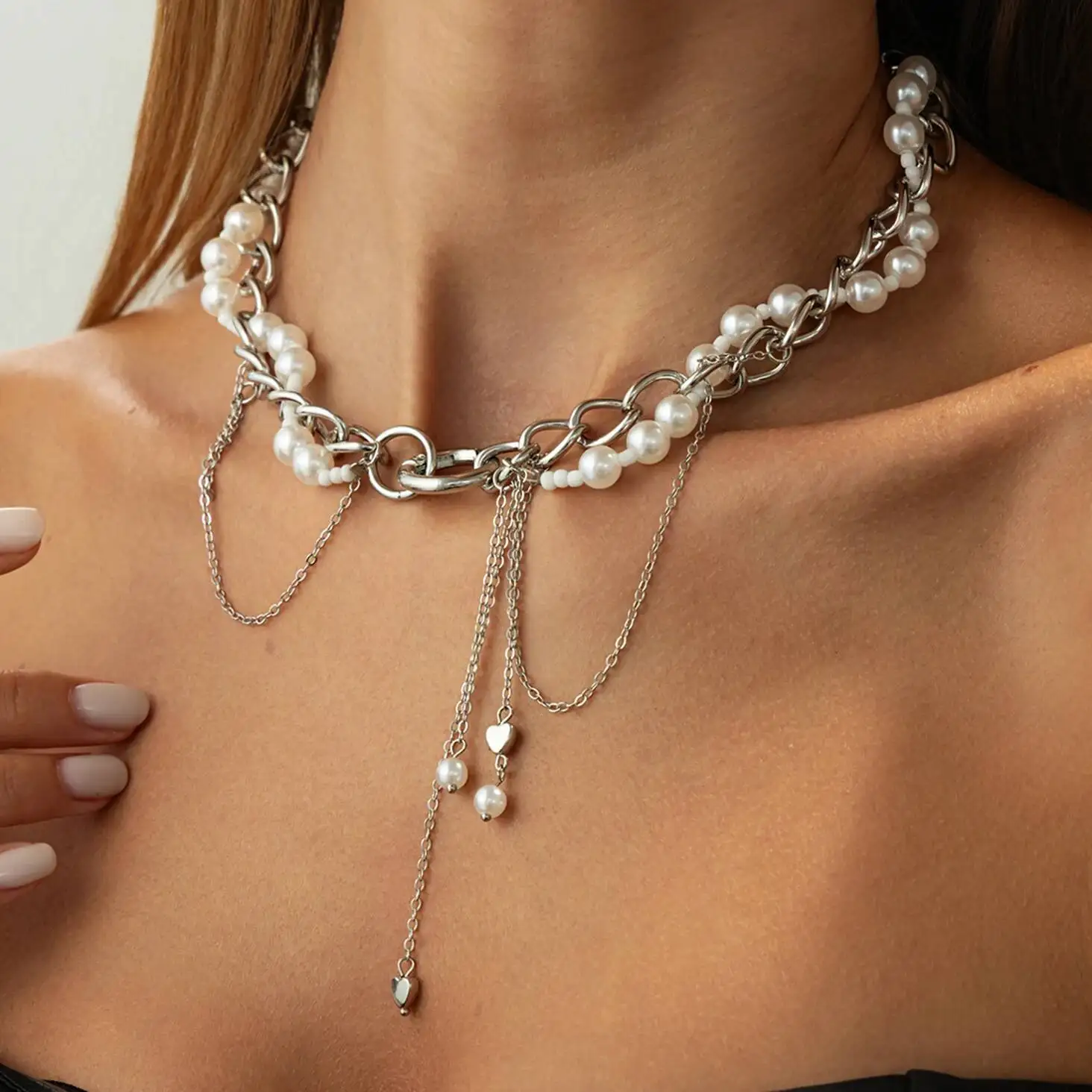 SHIXIN Trendy Imitation Pearl Short Choker Necklace Women Vintage Metal Tassel Chain Heart Pendant Necklace Jewelry on the Neck