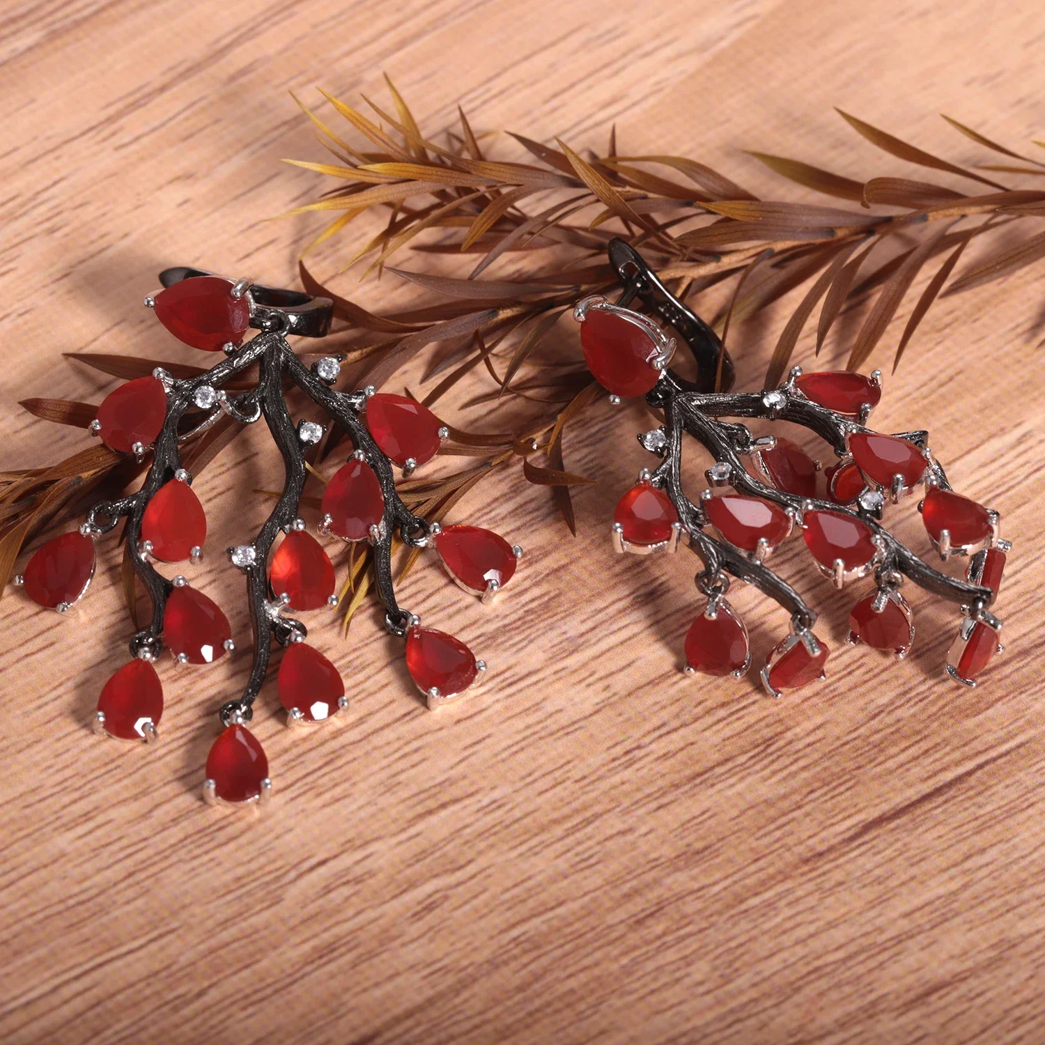 GEM\'S BALLET 925 Sterling Silver Creative Pine Branch Earrings Natural Red Agate Gemstone Handmade Drop Earrings Gift For Her