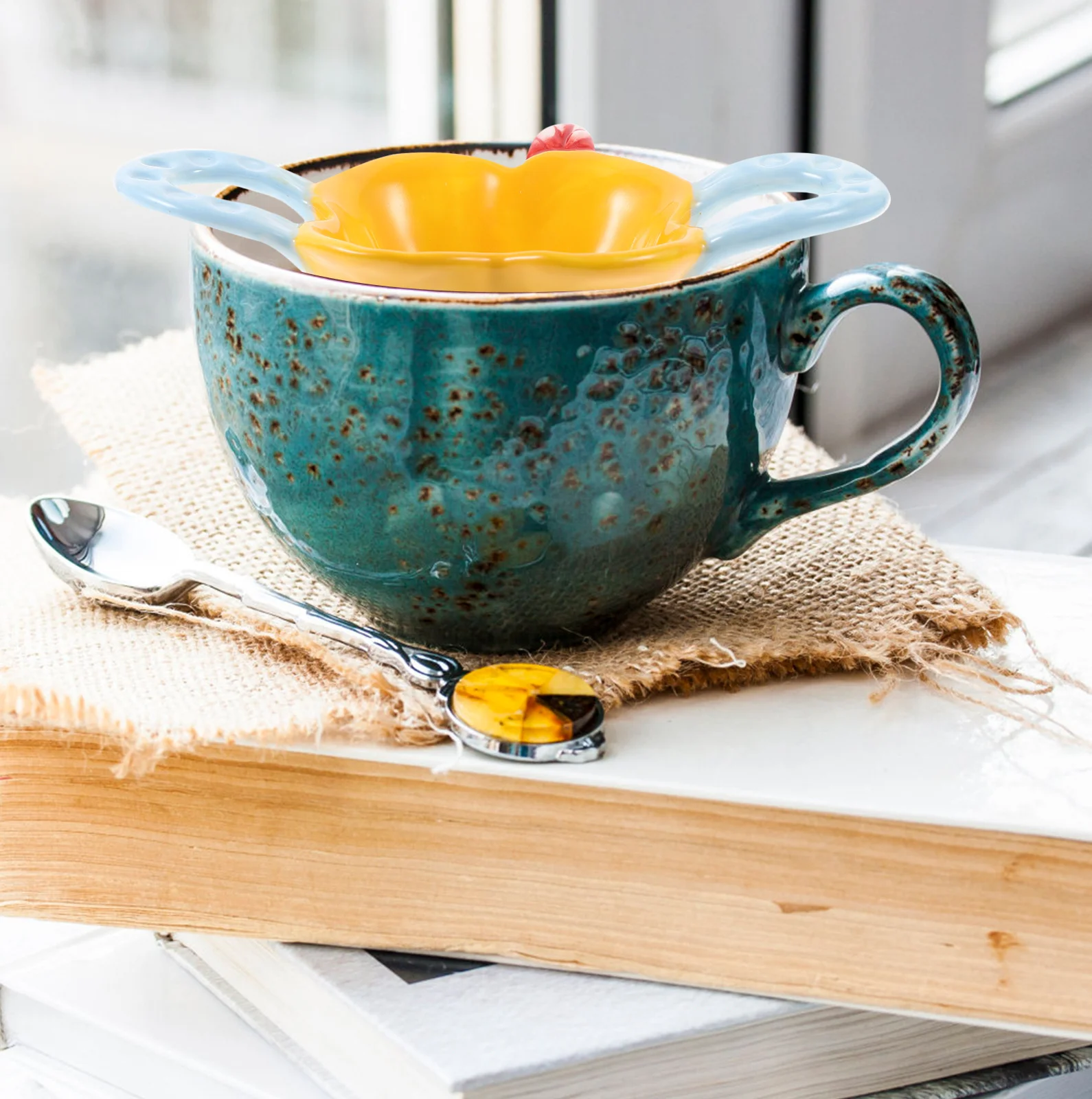 

Reusable Ceramic Tea Strainer Flower Shape High Durability Easy Clean Tea Infuser for Coffee Herbal Drinks Cute Kitchen Supplies