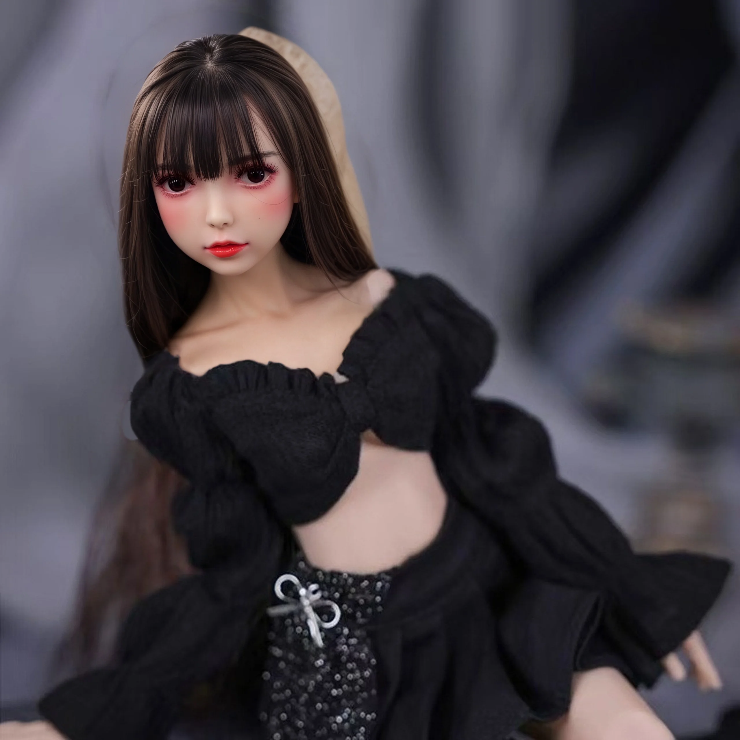 28インチ/40インチのTPEドール、頑丈な骨格、多様なポーズ、絶妙なメイク、繊細な肌、写真撮影やパーティーに最適