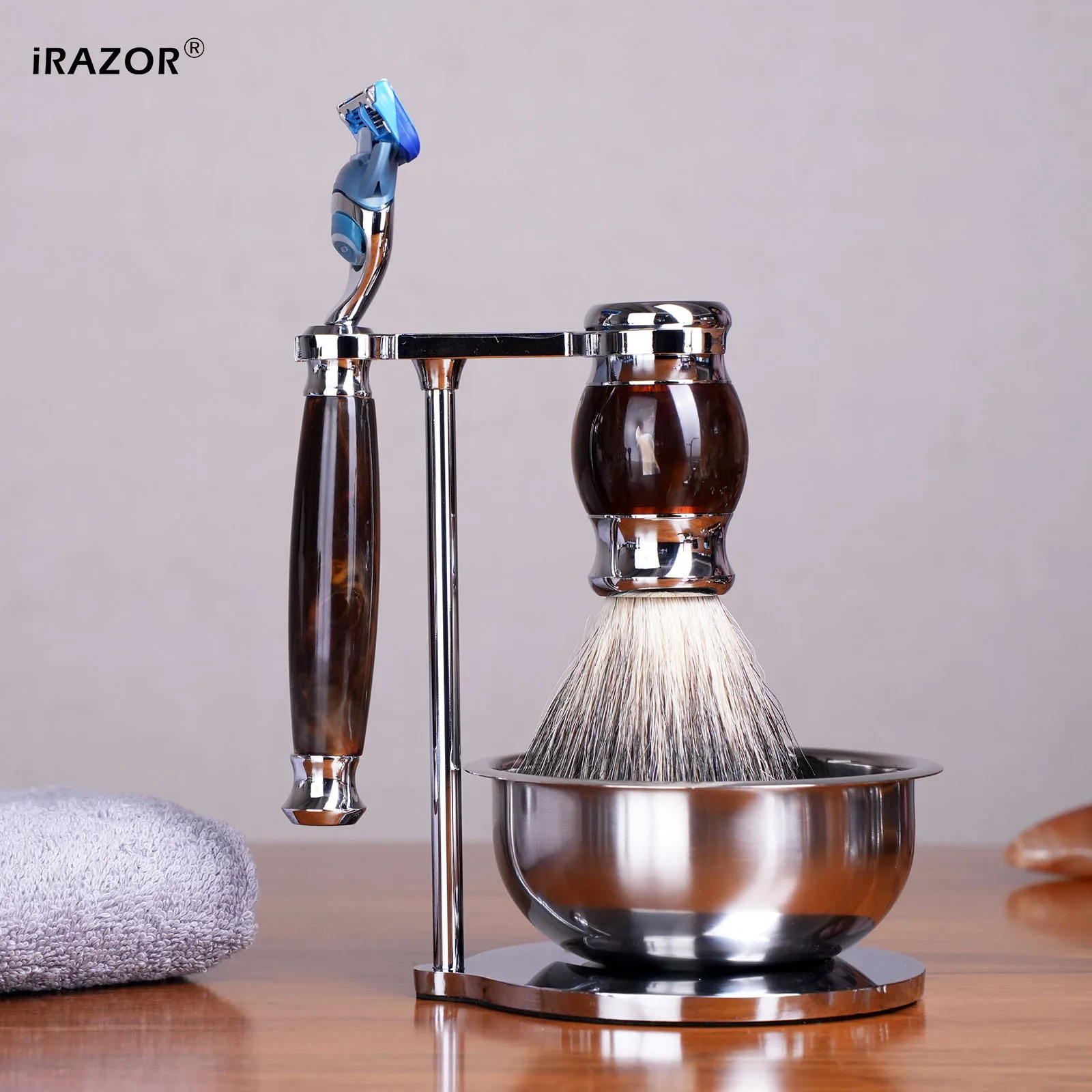 طقم حلاقة رجالي iRAZOR Premium F5 مكون من 5 طبقات - حامل ماكينة حلاقة آمن فاخر مع وعاء صابون وفرشاة شعر الغرير هدية #4