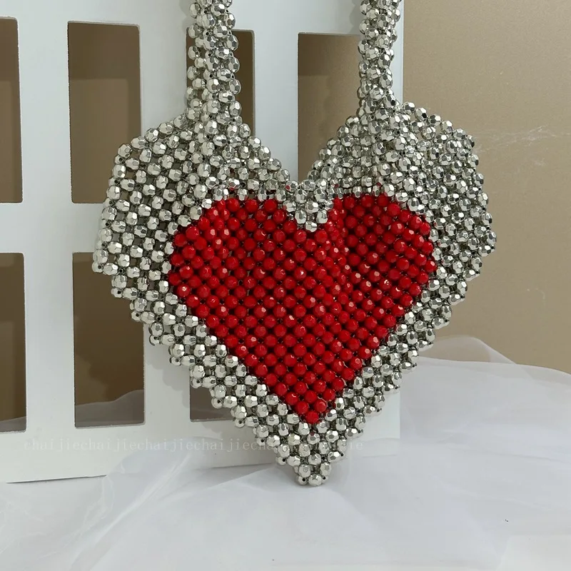 New Peach Love Women\'s Bags Trend Handmade Beaded Electroplated Silver Bead Knitted Red Heart One Shoulder Underarm Handbag